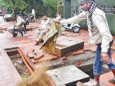rain disclose froud in tajganj project